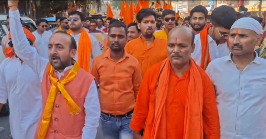 रामनवमी की पूर्व संध्य पर निकली अद्भुत शोभायात्रा, स्वर्ण मढ़ित अश्वमेध यज्ञ का घोड़ा बना आकर्षण का केंद्र