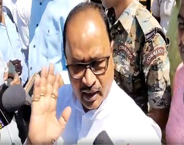 लालू यादव के समर्थन मे JDU विधायक लेकिन साथ ही दे दी बड़ी नसीहत.