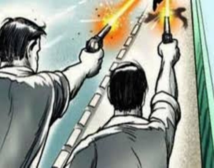 आभूषण कारोबारी को मारी गोली, गहने से भरा बैग ले भागे लुटेरे.