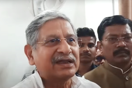 कल संसद में पेश होगा वक्फ बिल, अमित शाह से मिले संजय झा और ललन सिंह.