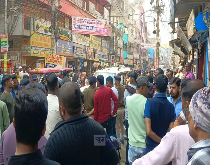 पटना में दिनदहाड़े डकैती की वारदात,बंधक बनाया करोड़ों की लूट.