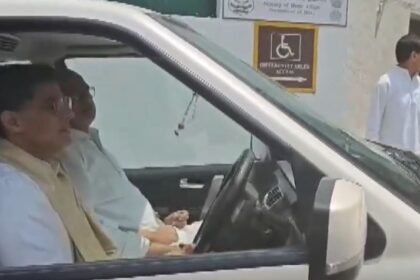 सचिन पायलट बने बिहार कांग्रेस अध्यक्ष राजेश कुमार के ड्राइवर, दिया बड़ा मैसेज!
