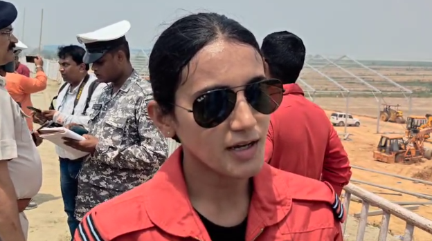 पटना के मरीन ड्राइव पर दो दिनों का एयरशो रिहर्सल, सूर्य किरण टीम ने किया प्रदर्शन