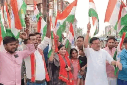 शेखपुरा में निकली तिरंगा शौर्य यात्रा, भारत माता के जयघोष से गूंजा शहर