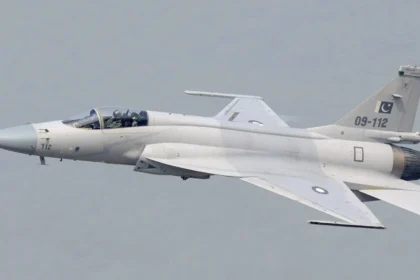 पाकिस्तानी JF-17 पायलट जम्मू के अखनूर में पकड़ा गया