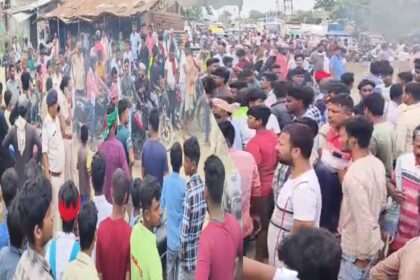 कटिहार में सड़क हादसे के बाद बवाल, NH-81 पर दो घंटे से जाम