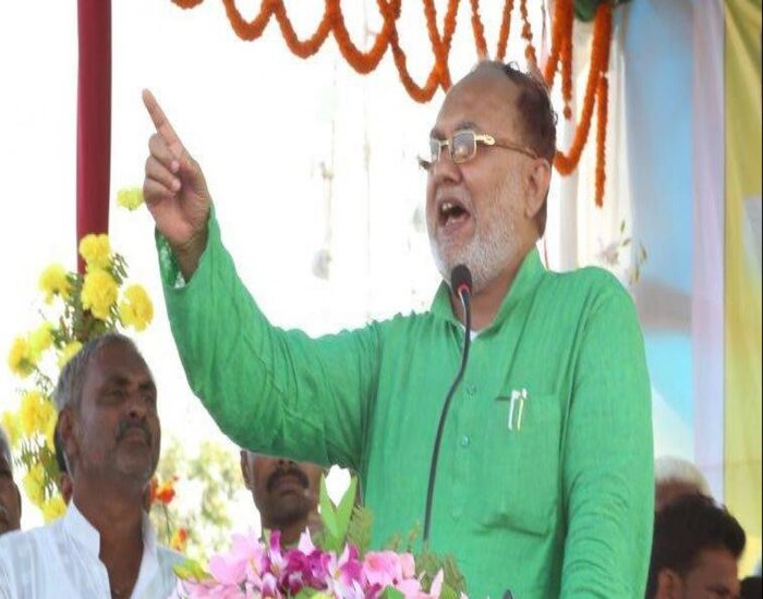 अब्दुल बारी सिद्दीकी ने पप्पू यादव पर बोला हमला,पहले पार्टी में स्थिर हों पप्पू,फिर CM बनने का सोचें'.