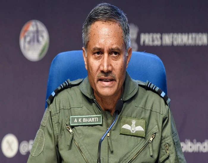 राफेल जेट को मार गिराने का दावा झूठा,100 आतंकी, 40 पाक सैनिक हुए ढेर.