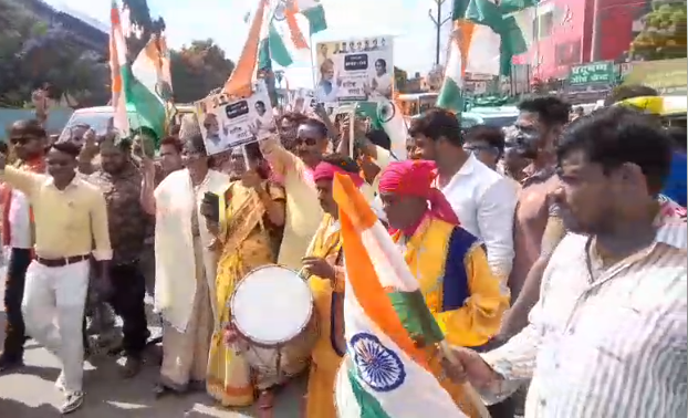 PM मोदी के रोड शो में शामिल होने दानापुर से रवाना हुई पूर्व विधायक आशा सिन्हा