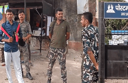 बिहार: अपहृत HAM पार्टी के नेता राकेश कुमार का शव 5 दिन बाद 5 फीट गहराई में गड़ा मिला, परिजनों ने शव लेने से किया इनकार बिहार: अपहृत HAM पार्टी के नेता राकेश कुमार का शव 5 दिन बाद 5 फीट गहराई में गड़ा मिला, परिजनों ने शव लेने से किया इनकार