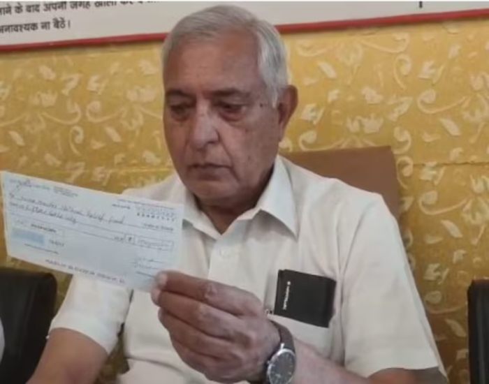 बिहार के सांसद ने सैनिकों के नाम किया एक साल का वेतन,कहा-सैनिकों के साथ खड़ा हर देशवासी…