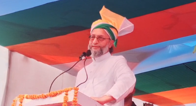 ओबैसी ने ढाका में मोदी, नीतीश और लालू पर जमकर किया प्रहार, पाकिस्तान को भी भेजा करारा संदेश