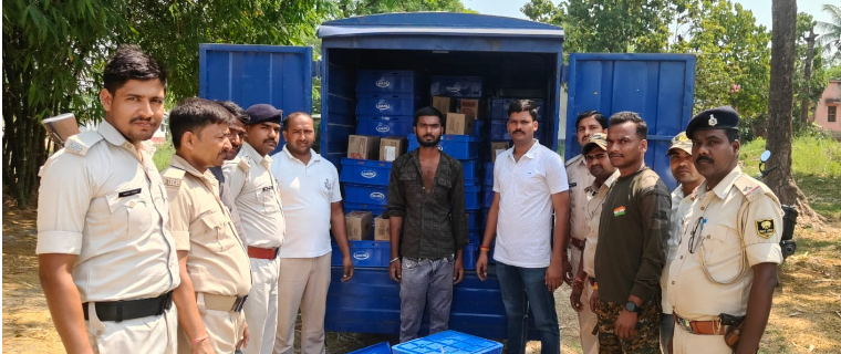 मिल्क वैन से शराब की तस्करी का मोतिहारी पुलिस ने किया भंडाफोड़ "दूध नहीं, दारू निकली"!