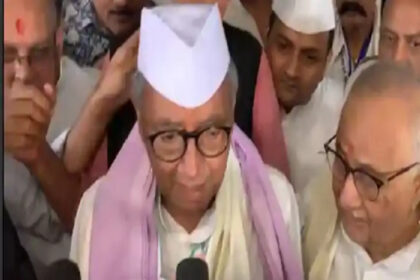 लालू यादव और तेजस्वी यादव से मिलने पहुंचे दिग्विजय सिंह, दे दिया बड़ा संकेत.
