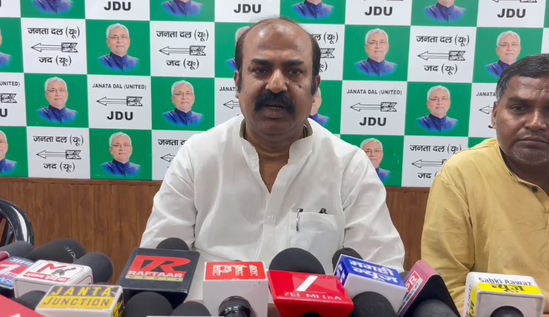 महागठबंधन में दरार की भविष्यवाणी: मंत्री मदन साहनी का बड़ा बयान, कहा “कांग्रेस की गाड़ी खाई में जाएगी”