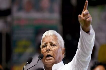 पीएम मोदी के बिहार दौरे पर लालू यादव का तीखा हमला, 'नीतीश कुमार की राजनीति का पिंडदान करने आ रहे हैं प्रधानमंत्री'