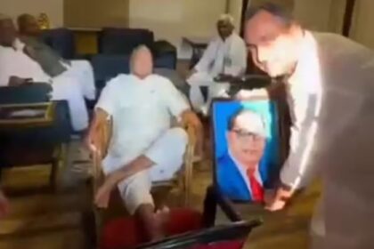 बाबा साहब डा. भीमराव आंबेडकर के अपमान के लिए लालू या बीजेपी किसे मांगनी चाहिए माफी?