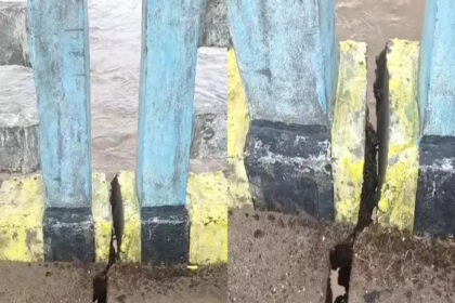 मानसून की पहली बारिश में ही धंस गया 3 साल पुराने पूल का एक पिलर, लोग हैरान.