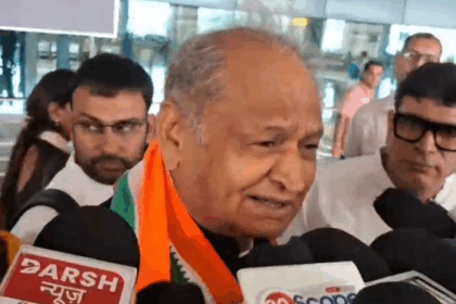 अशोक गहलोत का चुनाव आयोग पर हमला, मतदाता सूची पुनरीक्षण पर भड़के गहलोत
