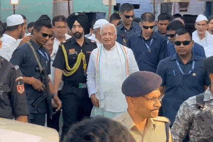डॉ. अली अरशद सर्फी को श्रद्धांजलि देने बिहारशरीफ पहुंचे राज्यपाल आरिफ मोहम्मद खान