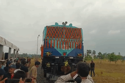 पीएम मोदी करेंगे भारत से पहली 'मेड इन इंडिया' लोकोमोटिव की निर्यात की शुरुआत