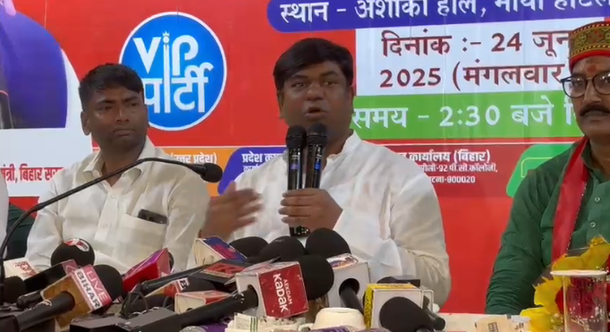 VIP प्रमुख मुकेश सहनी का नीतीश सरकार पर बड़ा हमला, बोले बिहार की सरकार ICU में