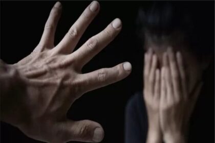 पूर्व मंत्री के बेटे पर लगा था गैंग-रेप का आरोप, अब बयान क्यों बदल रही है लड़की?