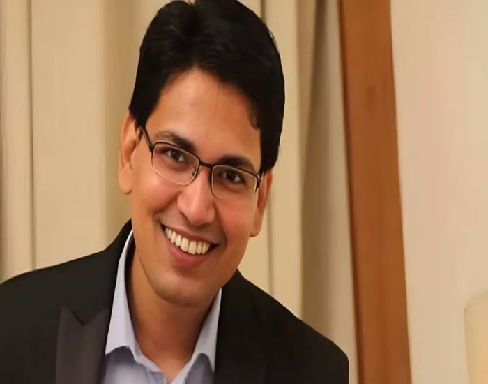 सरकारी टेंडर मैनेज करनेवाले रिशुश्री से जुड़े नौ ठिकानों पर छापा, पटना से गुजरात तक कार्रवाई.
