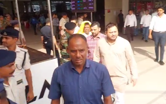 तेजस्वी यादव का बयान पार्टी के निर्णय सर्वोपरि, बिहार में कानून-व्यवस्था पर गंभीर सवाल