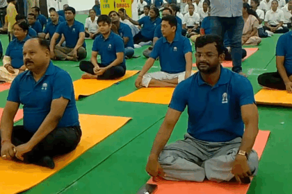 योग और संगीत का संगम: अररिया में अंतर्राष्ट्रीय योग दिवस पर अनोखा आयोजन
