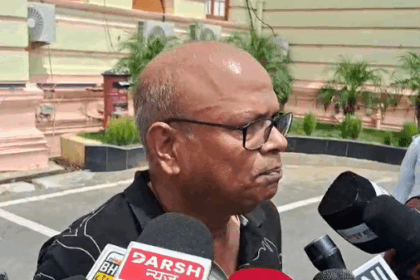 बिहार विधानसभा में महागठबंधन का हंगामा: वोटर लिस्ट में गड़बड़ी का आरोप,काले कपड़ों में विधानसभा पहुंचे महागठबंधन विधायक