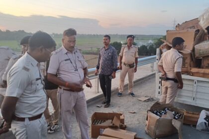 सहरसा में बनगांव थाना पुलिस की बड़ी कार्रवाई — 4350 बोतल कोडीन युक्त सिरप जब्त, तीन गिरफ्तार