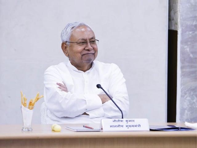 मुख्यमंत्री नीतीश का बड़ा फैसला: विकास मित्र, टोला सेवक और तालिमी मरकज वालंटियर्स का मानदेय दोगुना