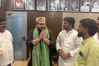 सीमांचल में जद(यू) को बड़ा झटका! मास्टर मुजाहिद 28 जुलाई को थामेंगे राजद का दामन, तेजस्वी यादव की बढ़ेगी ताकत