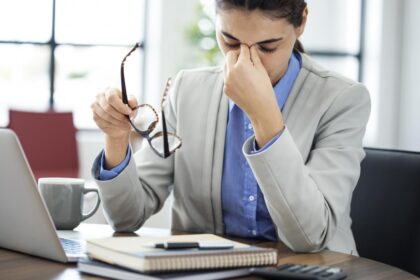 लगातार काम से बढ़ता है तनाव? अपनाएं 20-20-20 फॉर्मूला और रहें रिलैक्स!...