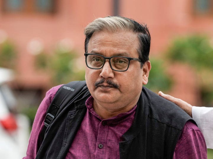 मनोज झा का तंज – पीएम मोदी हैं 'मंगलसूत्र एक्सपर्ट', जानिए और क्या कहा सांसद ने...
