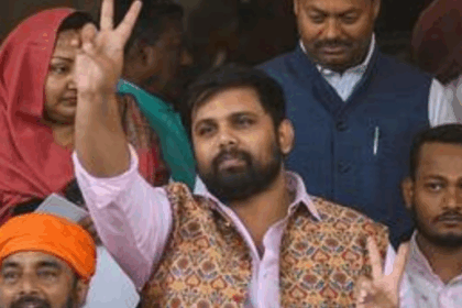 ठाकुरों के रक्षक की हो गई पिटाई, पटना एम्स में विधायक चेतन आनंद के साथ मारपीट