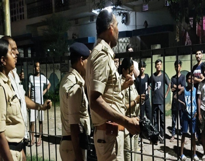पटना के पार्क में ताबड़तोड़ फायरिंग, इधर-उधर भागने लगे लोग, कट्टा छोड़ भाग गए बदमाश.