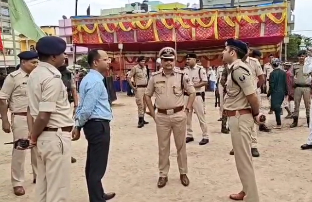 मोहर्रम को लेकर नवादा में IG क्षत्रनील सिंह ने किया निरीक्षण, शांति बनाए रखने के सख्त निर्देश