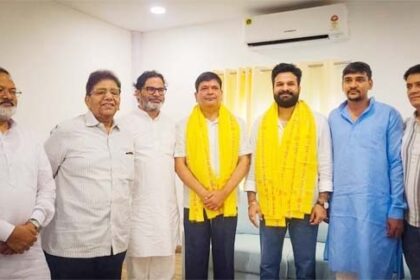 प्रशांत किशोर का बढ़ रहा है जलवा, चुनाव से पहले पूर्व IPS और भोजपुरी स्टार ने थामा जनसुराज का दामन.
