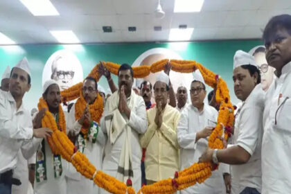 नीतीश कुमार ने किया बड़ा 'खेल', मुस्लिम बहुल पार्टी का जेडीयू में हो गया विलय.