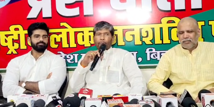 पशुपति पारस का बड़ा बयान: एनडीए से नाता खत्म, तेजस्वी से जल्द बातचीत, बिहार में सत्ता परिवर्तन जरूरी