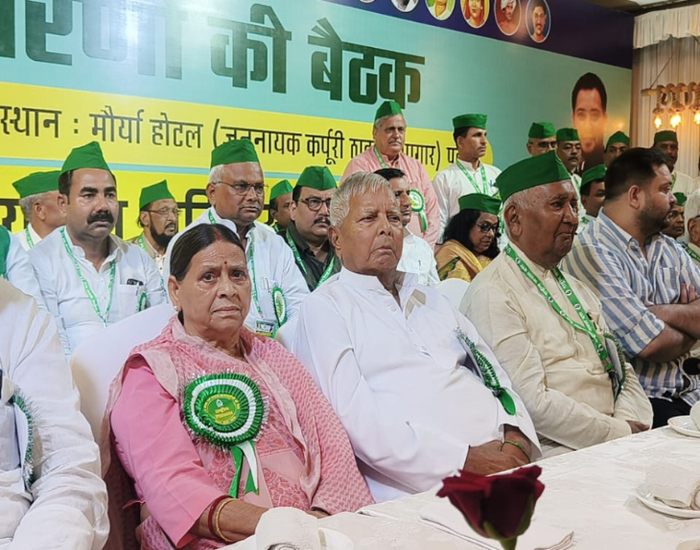 बदलाव का मन बना चुकी है बिहार की जनता.
