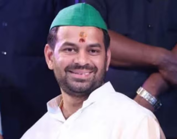 तेज प्रताप यादव का RJD से रिश्ता खत्म, बनाया अलग फेसबुक पेज, दिया नया नारा.