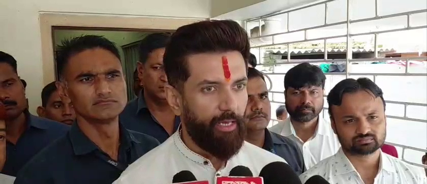 बिहार चुनाव: तेज प्रताप यादव का बड़ा दावा! बोले- 'अंतर्यामी नहीं', फिर भी बताया अपनी पार्टी का 'सीट' आंकड़ा