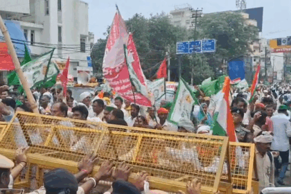 मुख्यमंत्री आवास का घेराव: भूमि अधिग्रहण में गड़बड़ी को लेकर प्रदर्शन