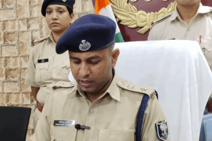 बिहार में परीक्षा पास कराने वाले गिरोह का भंडाफोड़, लाखों में होता था सौदा