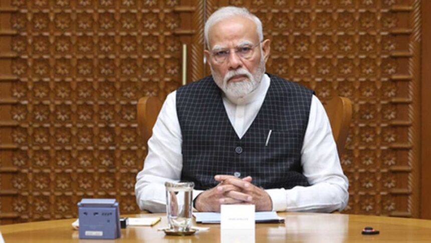 पीएम मोदी की लोकप्रियता बरकरार, NDA के प्रति घटा जनता का भरोसा: मूड ऑफ द ने नेशन सर्वे