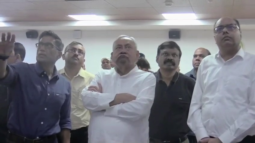 मुख्यमंत्री नीतीश कुमार ने पुलिस मुख्यालय में लिया आपदा तैयारियों का जायजा