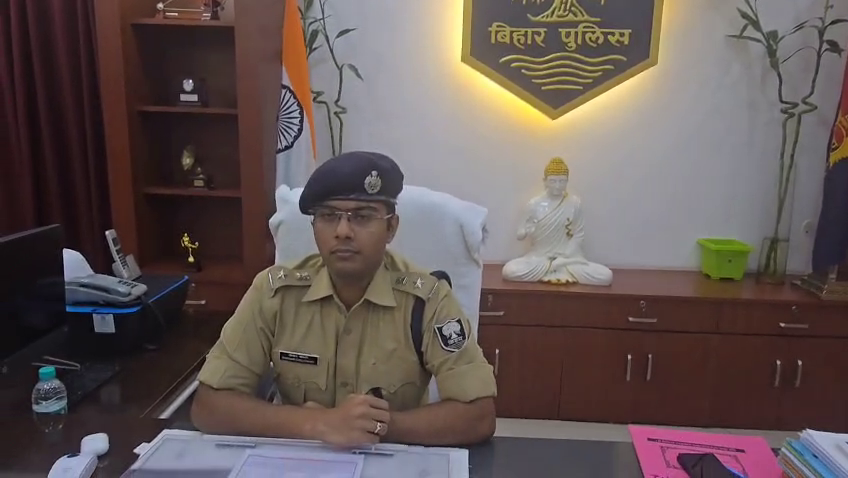कटिहार में तालिबानी सजा: भीड़तंत्र ने प्रेमी जोड़े का सिर मूंडकर गांव में घुमाया